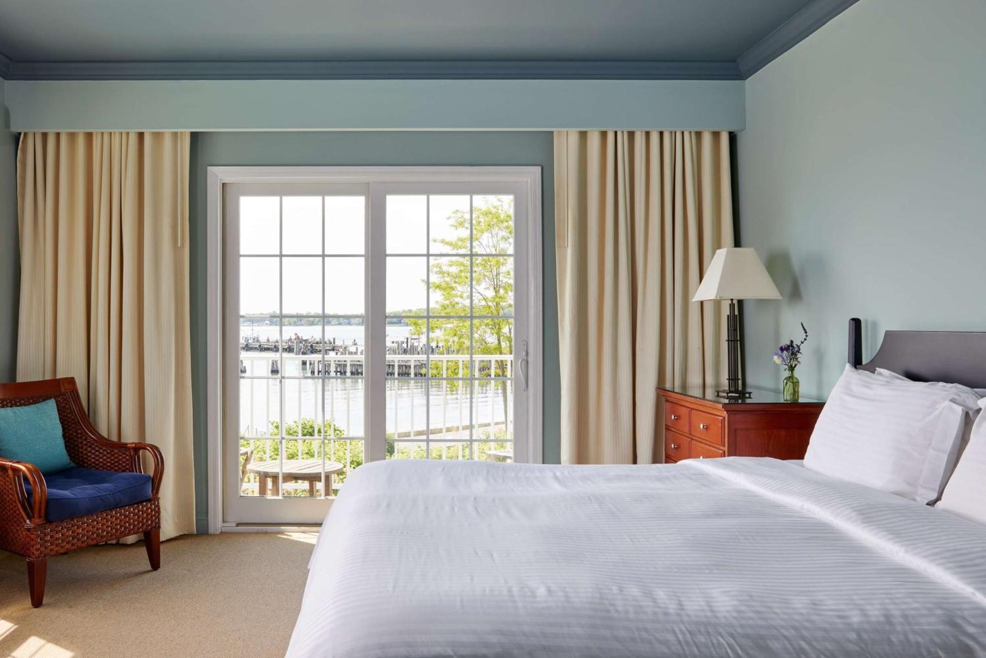 The Harbor Front Inn غرينبورت المظهر الخارجي الصورة